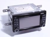 Radio / CD-Player / DVD-Player / Navigation