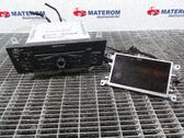 Radio/CD/DVD/GPS-pääyksikkö