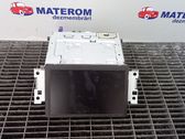 Radio / CD-Player / DVD-Player / Navigation