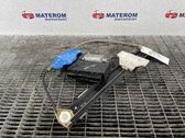 Takaoven ikkunan nostin moottorilla