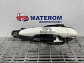 Manecilla externa puerta trasera