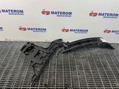 Rear bumper mounting bracket