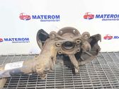 Front wheel hub