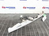 Regulador de puerta delantera con motor