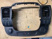 Radio/GPS head unit trim