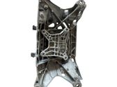 Gearbox mounting bracket