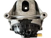 Engine mount vacuum valve