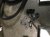 Front bumper mounting bracket