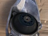 Engine mounting bracket