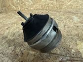 Engine mount bracket