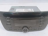 Radio / CD-Player / DVD-Player / Navigation