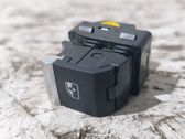 Tailgate glass/window release handle