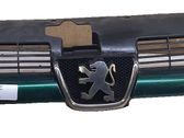 Front bumper upper radiator grill