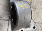 Engine mounting bracket