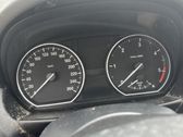 Geschwindigkeitsmesser Cockpit