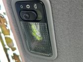 Éclairage lumière plafonnier avant