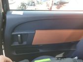 Revestimiento de puerta delantera