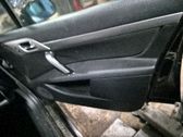 Revestimiento de puerta delantera