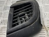 Garniture, panneau de grille d'aération latérale