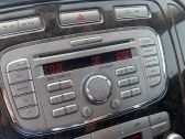 Radio / CD-Player / DVD-Player / Navigation