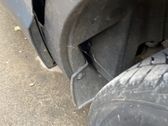 Rear arch fender liner splash guards