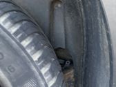 Rear arch fender liner splash guards