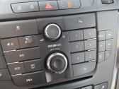 Radio/CD/DVD/GPS head unit