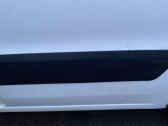 Rear fender molding trim