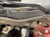 Motor y varillaje del limpiaparabrisas delantero