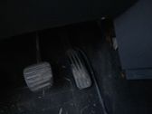 Accelerator throttle pedal
