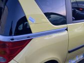 Panel lateral trasero