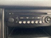 Radio / CD-Player / DVD-Player / Navigation