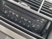 Radio/CD/DVD/GPS-pääyksikkö