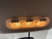 Éclairage lumière plafonnier avant
