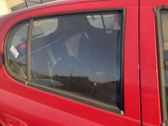 Rear door window glass
