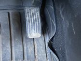 Accelerator throttle pedal