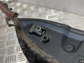 Tailgate/trunk spoiler