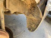 Rear arch fender liner splash guards