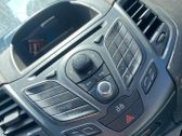 Radio/CD/DVD/GPS head unit