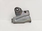 Engine mounting bracket