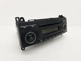 Radio / CD-Player / DVD-Player / Navigation