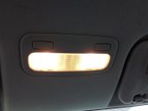 Éclairage lumière plafonnier avant