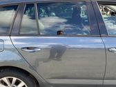 Rear door window glass