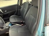 Front seatbelt buckle