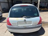Rear wiper blade arm