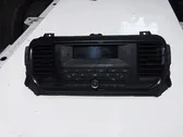 Radio/CD/DVD/GPS-pääyksikkö