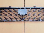 Grille calandre supérieure de pare-chocs avant