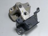Engine mounting bracket