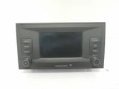 Radio / CD-Player / DVD-Player / Navigation