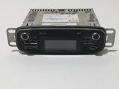 Radio / CD-Player / DVD-Player / Navigation